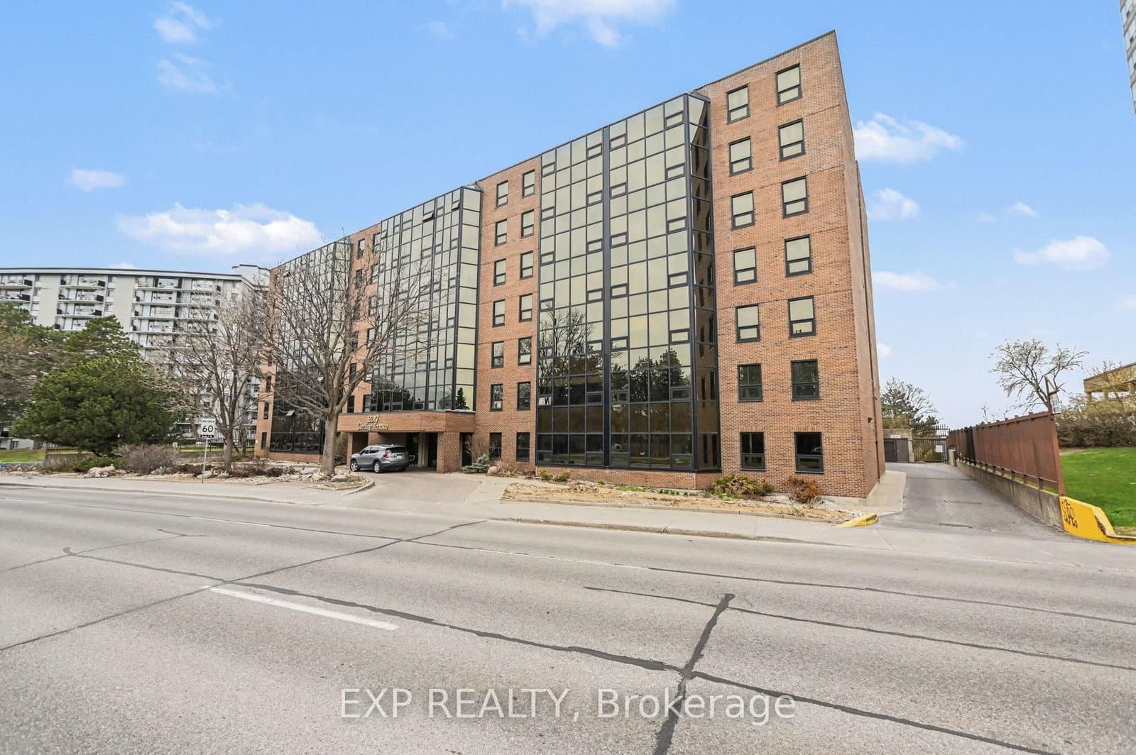 503 - 2019 Carling Avenue, Ottawa, ON