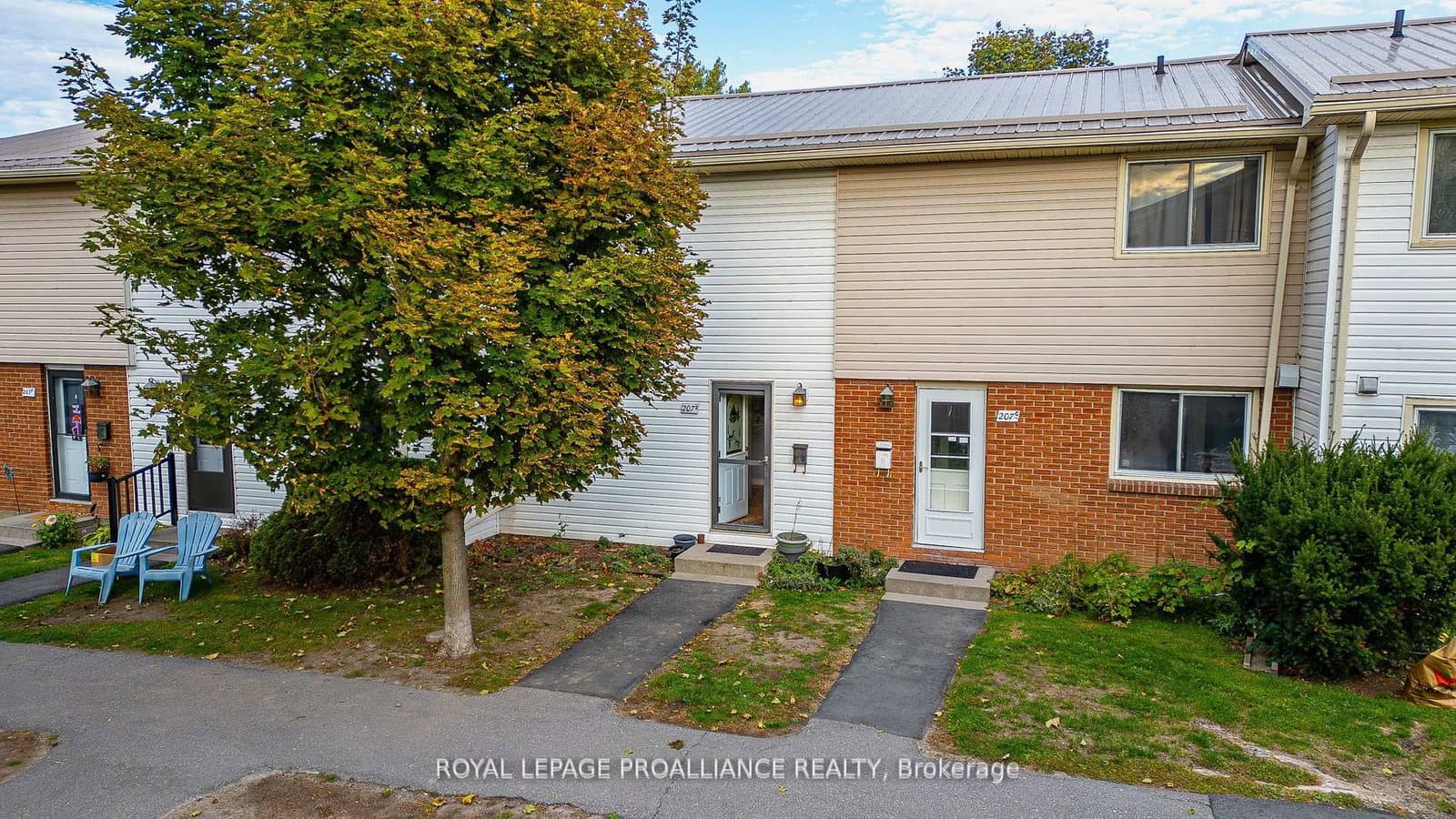 207D North Park Street, Belleville, ON — photo 2