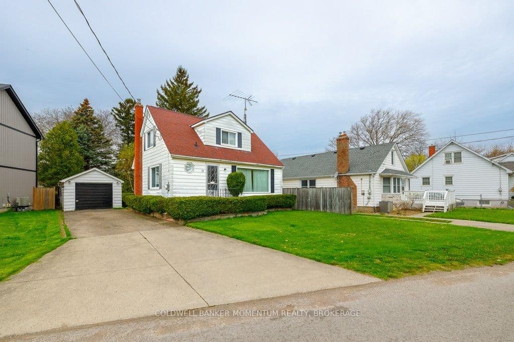18 Jubilee Drive, St. Catharines, ON — photo 2