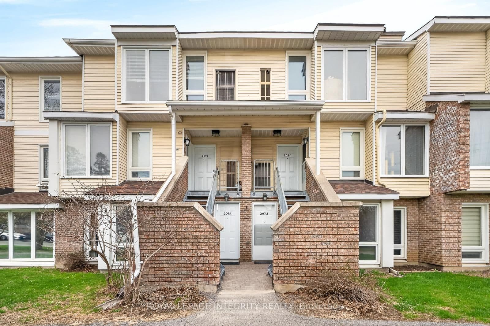A - 207 Woodfield Drive, Ottawa, ON
