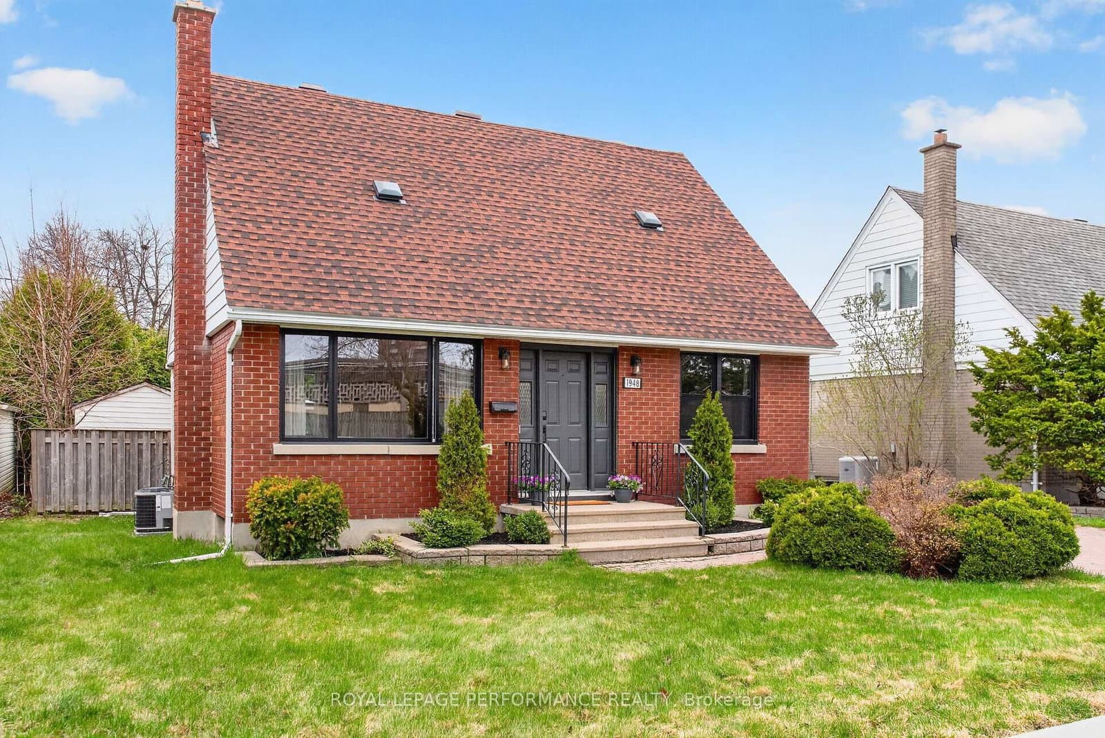 1948 Othello Avenue, Ottawa, ON