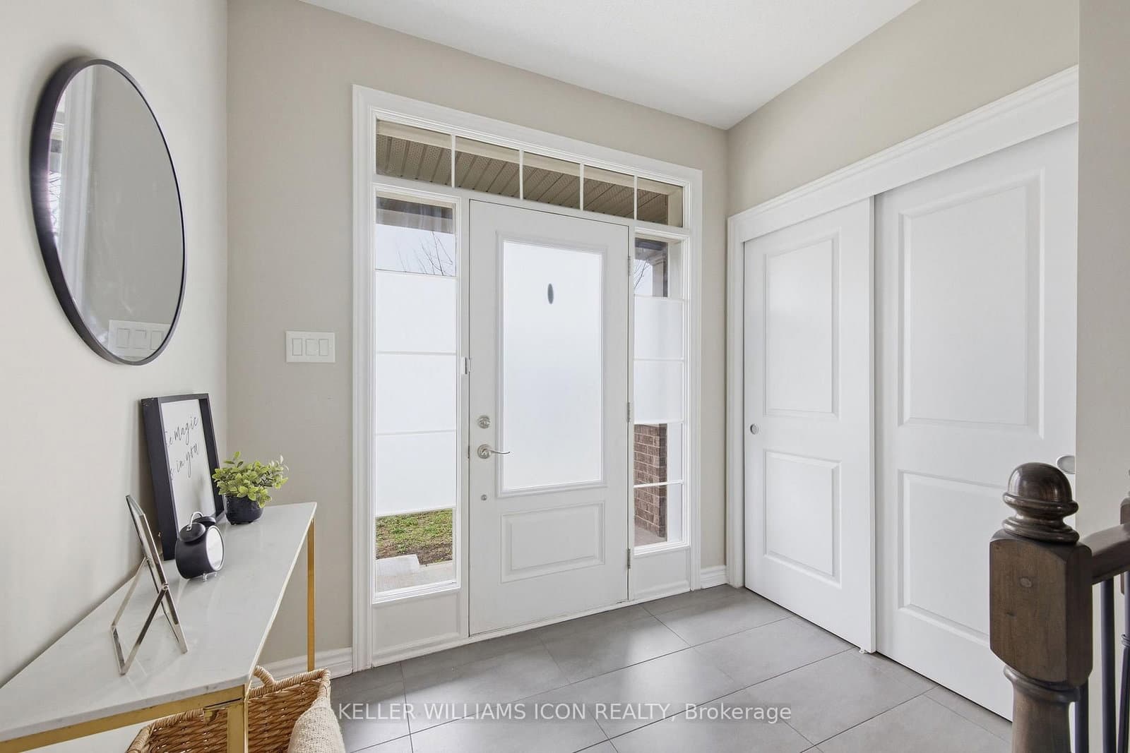 3379 Woodroffe Avenue, Ottawa, ON — photo 3