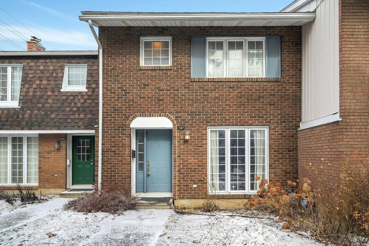1107 Meadowlands Drive, Ottawa, ON