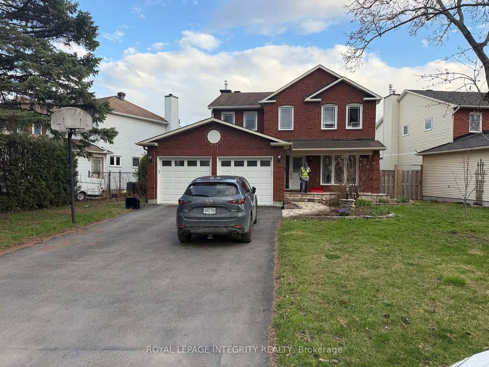 63 Topley Crescent, Ottawa, ON