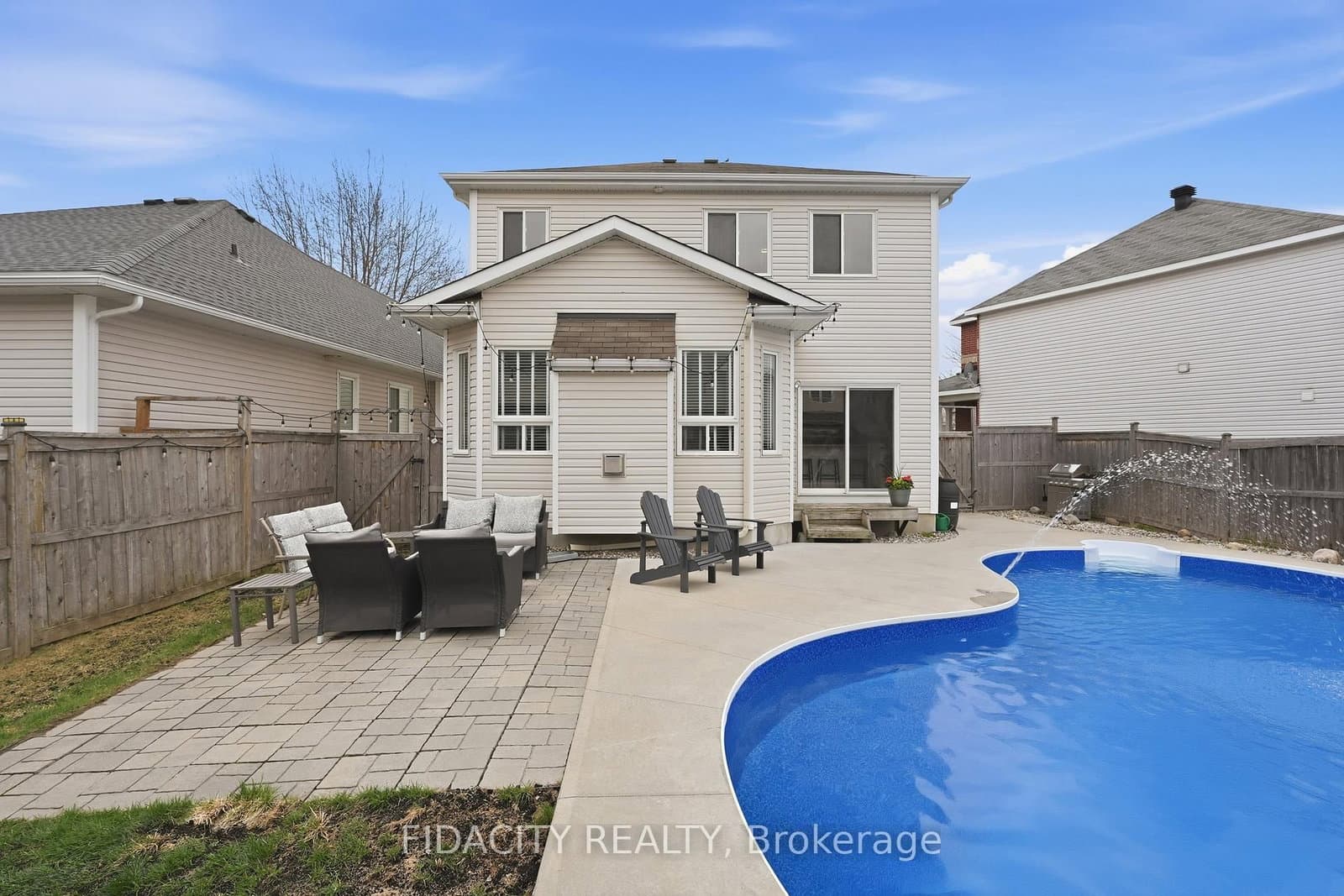 78 Black Bear Way, Stittsville, ON — photo 3