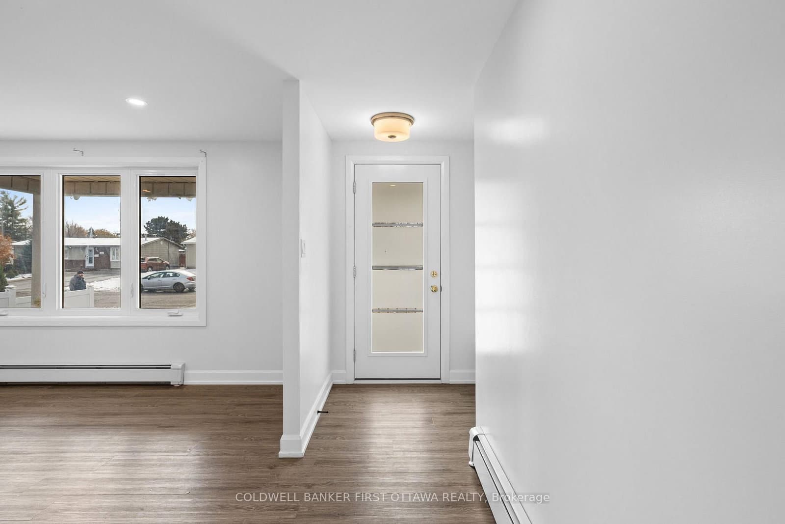 351 Amiens Street, Ottawa, ON — photo 2
