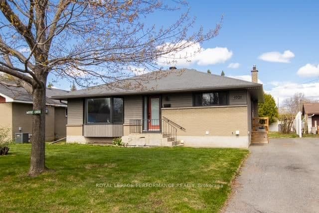 1321 Rustic Drive, Ottawa, ON
