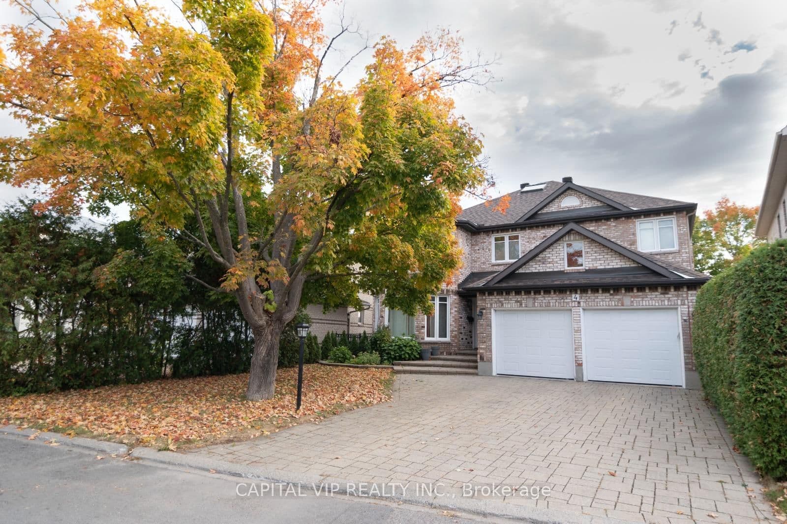 4 Wellsmere Court, Ottawa, ON
