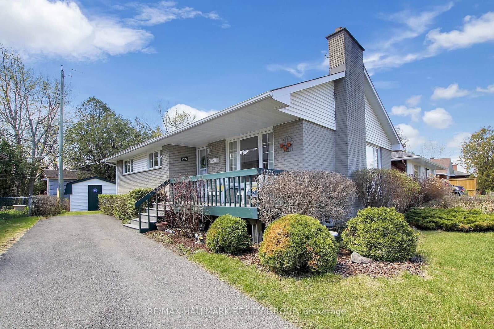 1320 Rustic Drive, Ottawa, ON