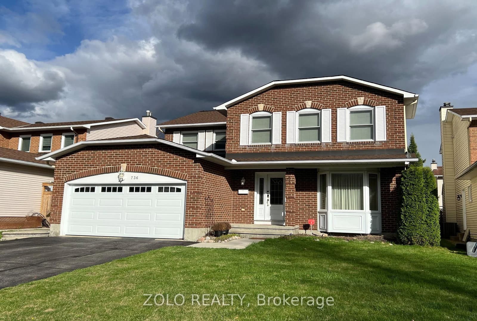 736 Hauteview Crescent, Ottawa, ON — photo 2