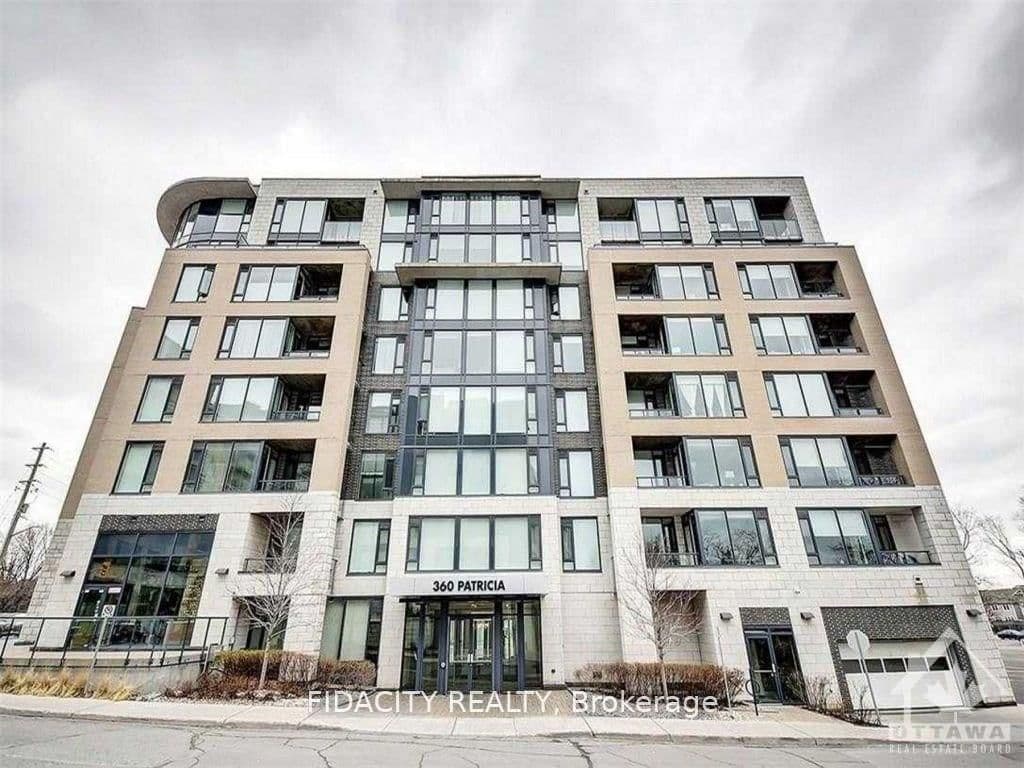 201 - 360 Patricia Avenue, Ottawa, ON