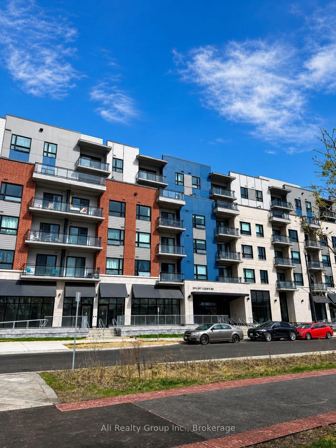 615 - 397 Codds Road, Ottawa, ON