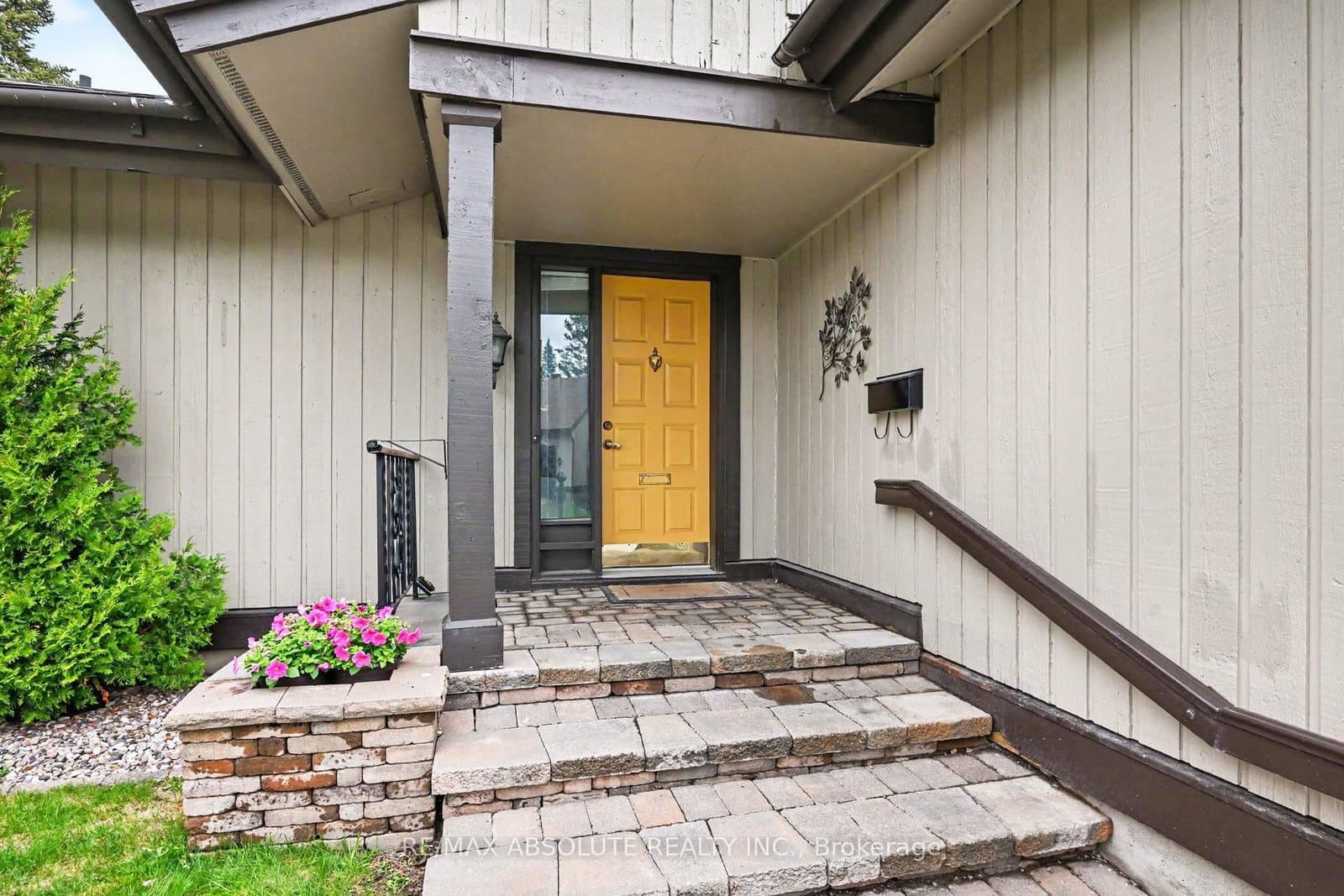 31 Spyglass Ridge, Stittsville, ON — photo 3