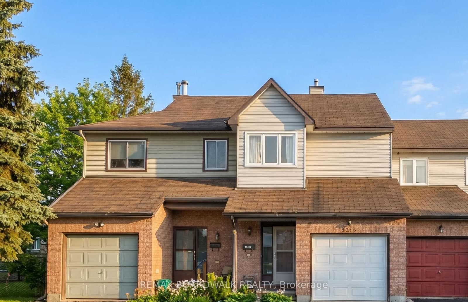 1516 Briarfield Crescent, Ottawa, ON