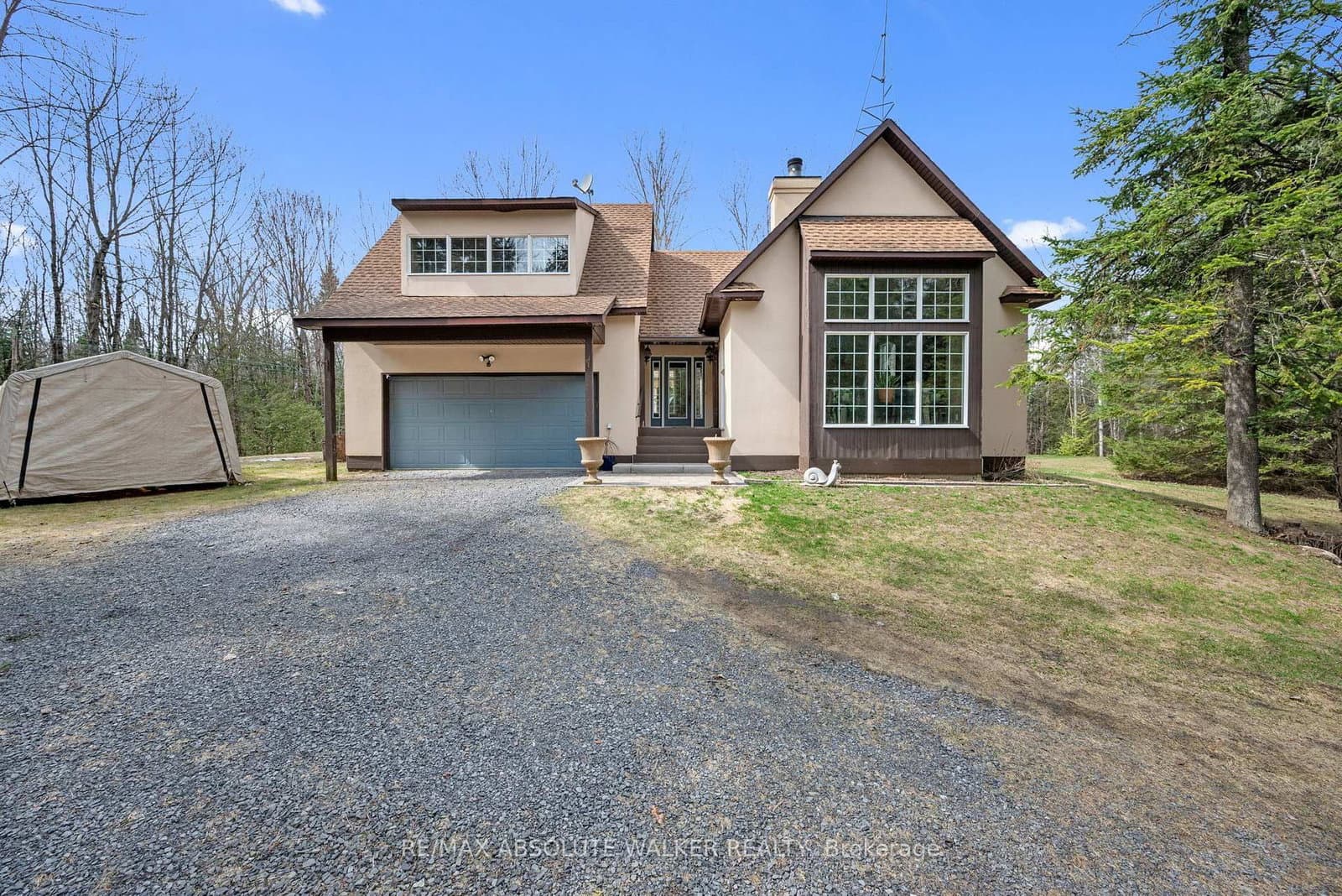 7681 Settler's Way, North Gower, ON