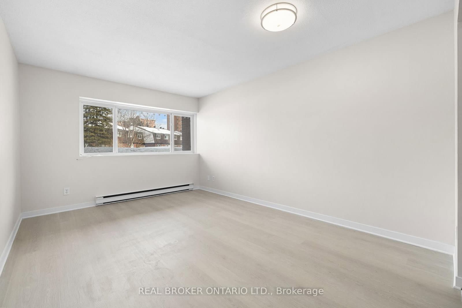 103C - 2041 Arrowsmith Drive, Ottawa, ON — photo 3