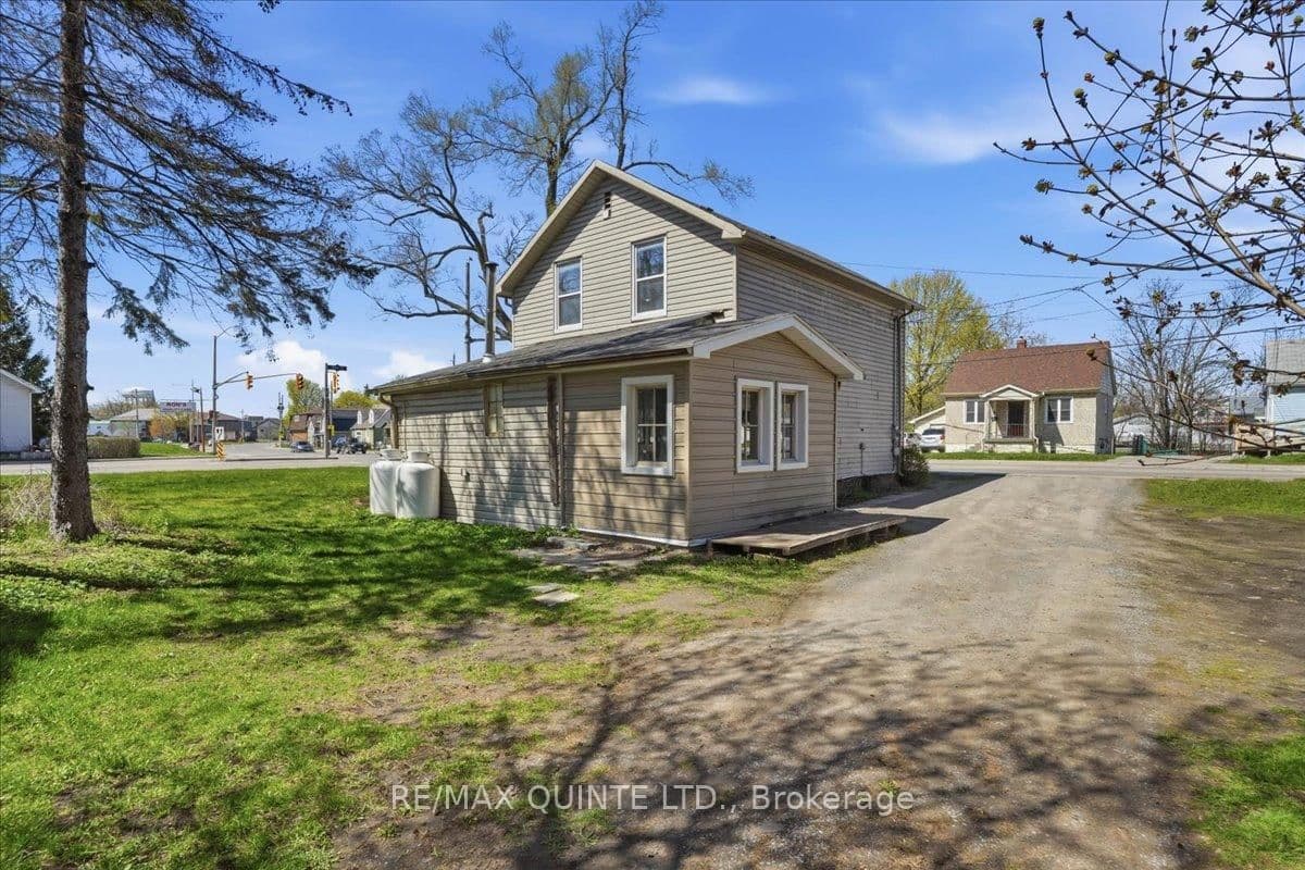 171 Station Street, Belleville, ON