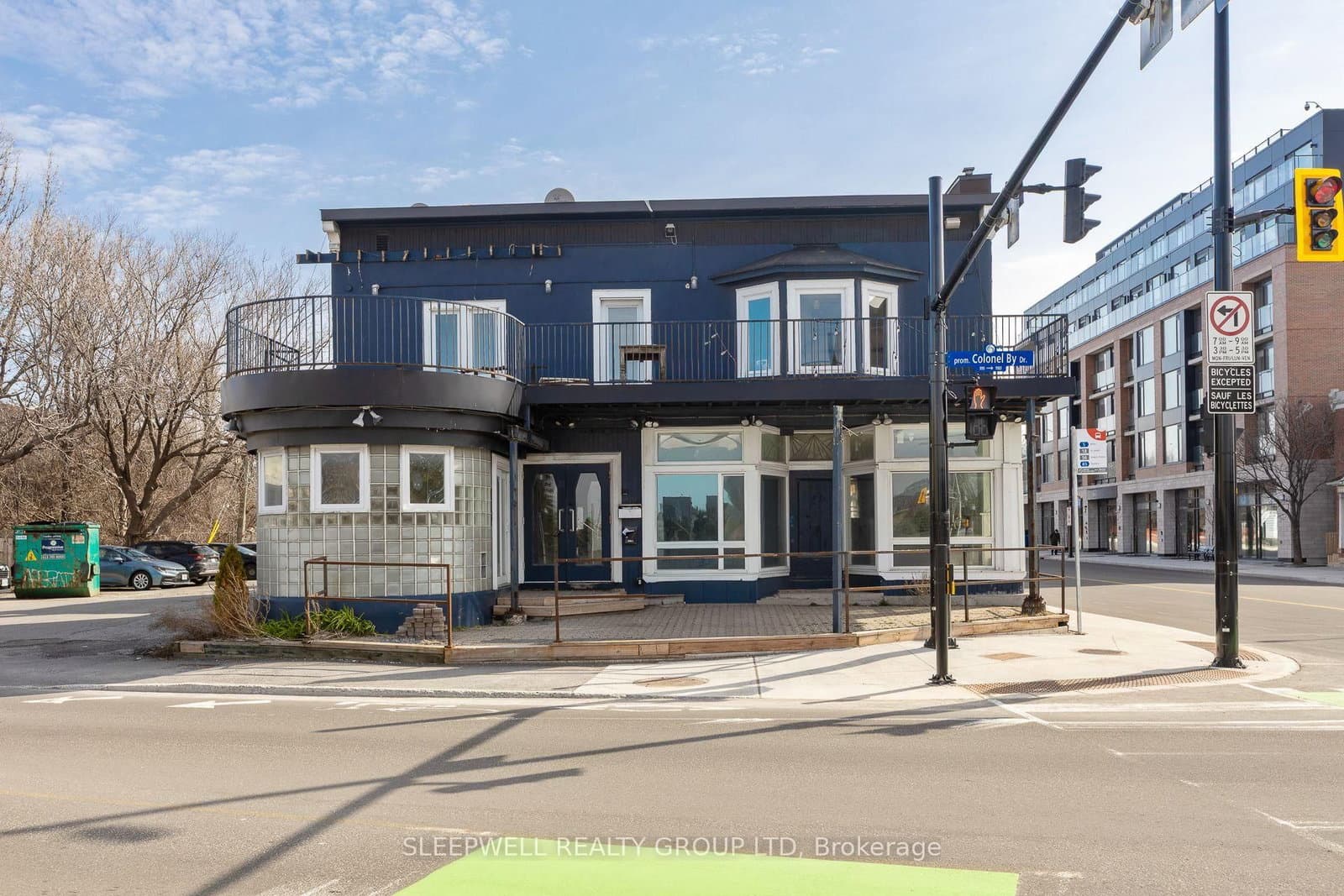 221 Echo Drive, Ottawa, ON