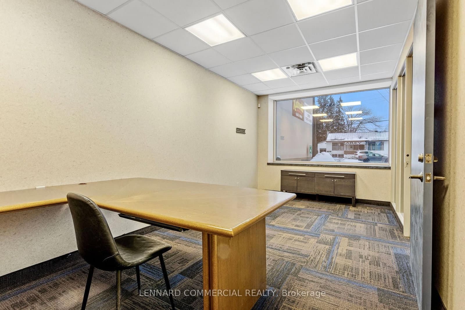 420 Mcarthur Avenue, Ottawa, ON — photo 2