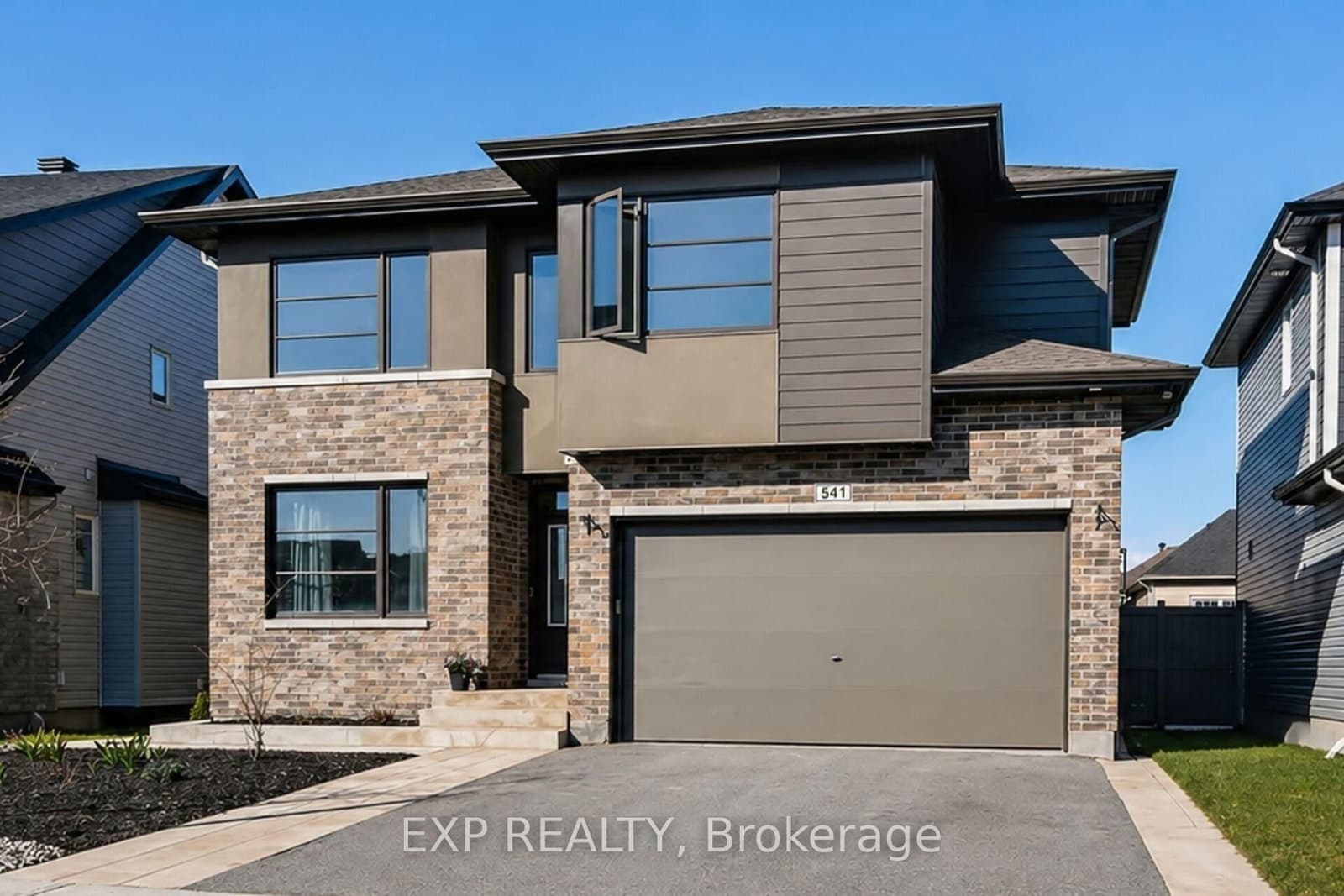 541 Dressage Avenue, Ottawa, ON