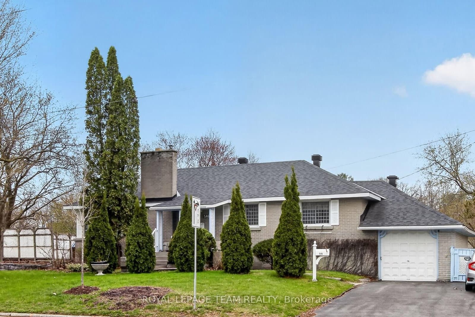 546 Sherbourne Road, Ottawa, ON