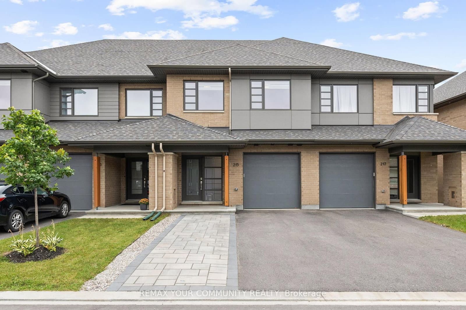 215 Pisces Terrace, Ottawa, ON