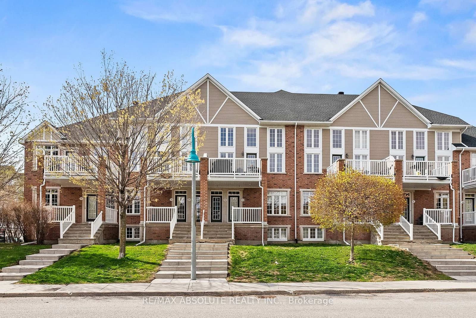 52 Edenvale Drive, Ottawa, ON