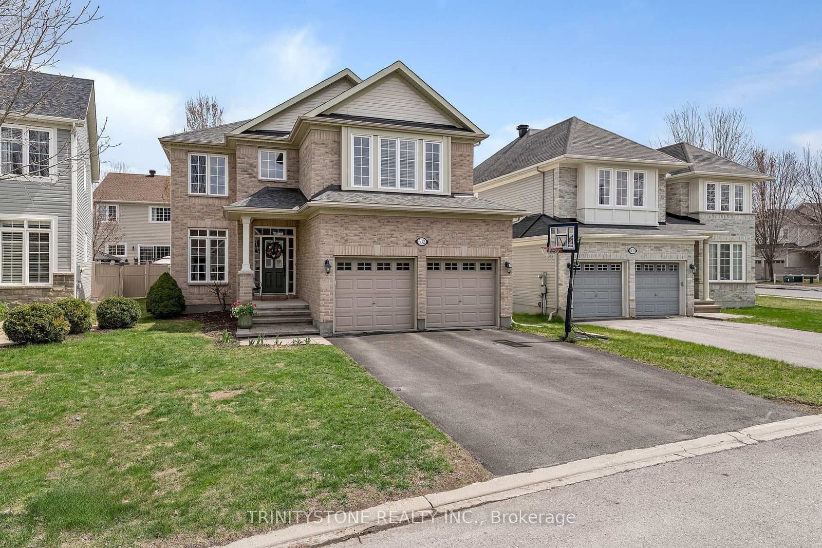 502 Dalewood Crescent, Stittsville, ON — photo 2