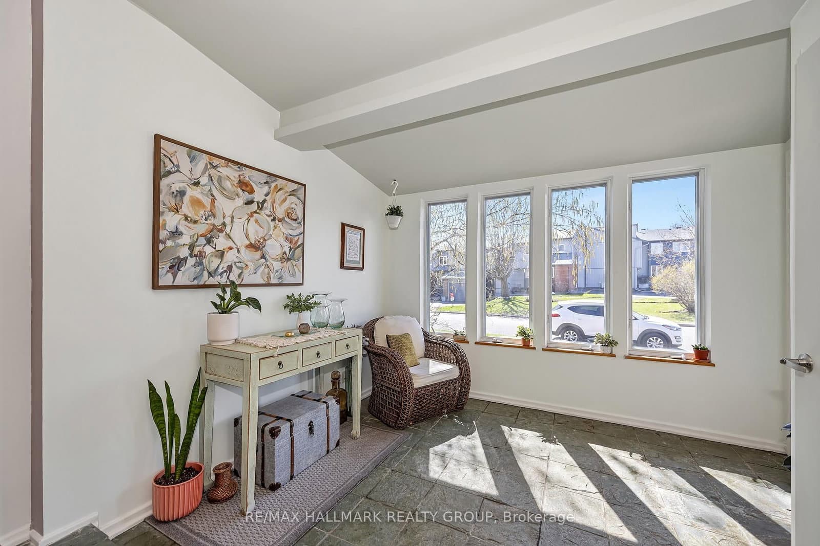 35 Benlea Drive, Ottawa, ON — photo 3