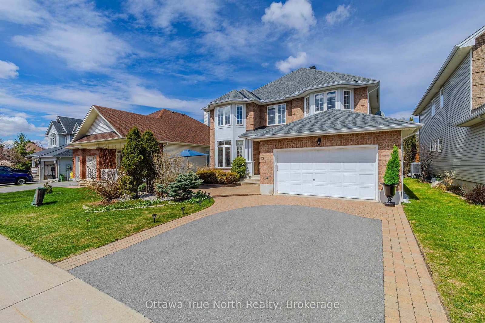 19 Black Tern Crescent, Ottawa, ON — photo 2