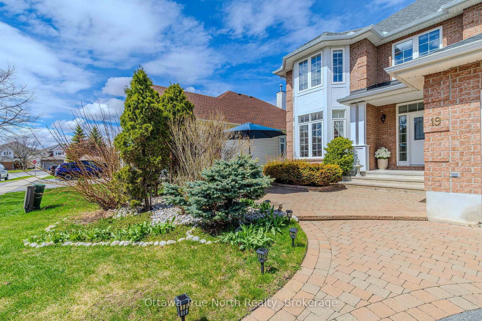 19 Black Tern Crescent, Ottawa, ON — photo 3