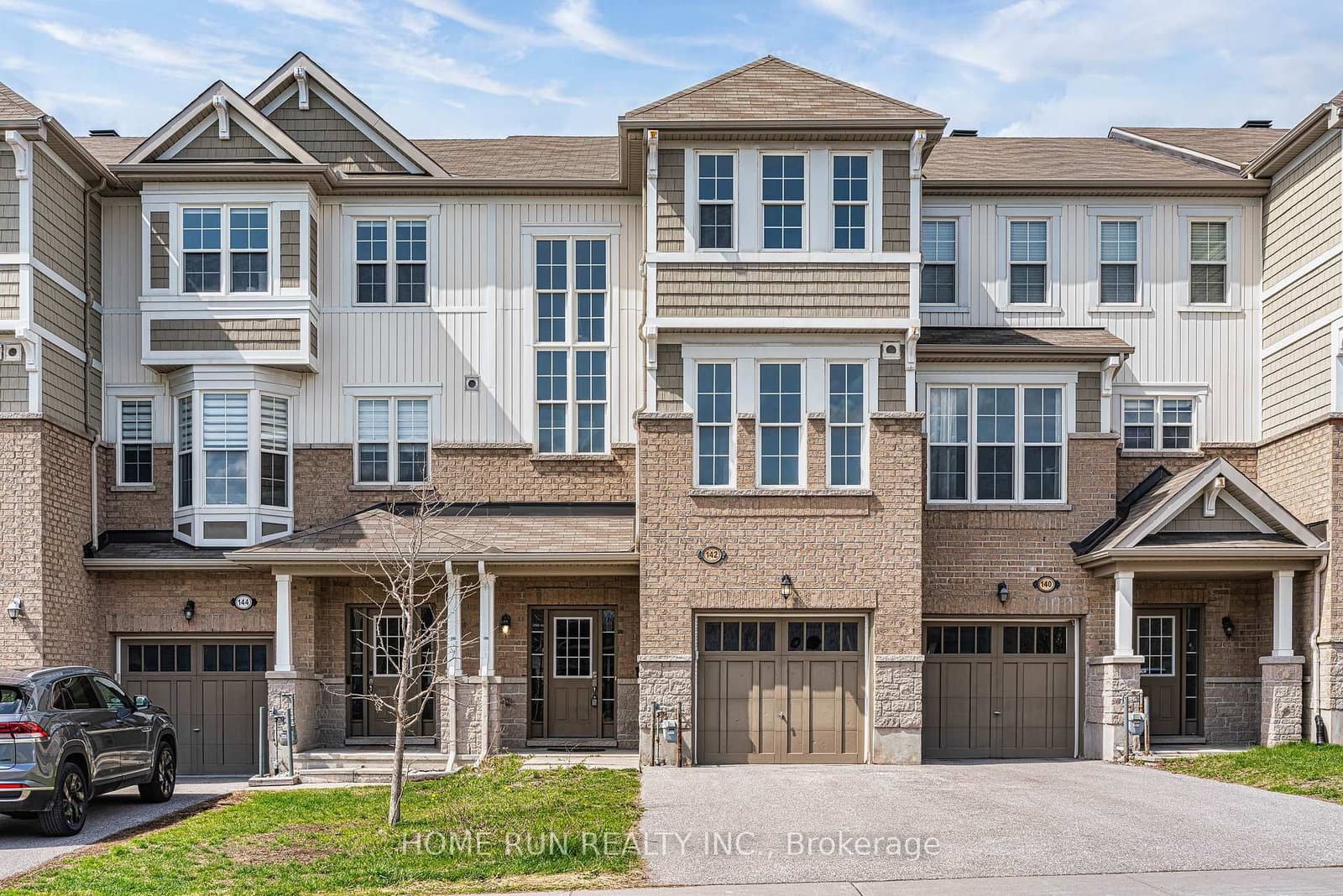 142 Battersea Crescent, Kanata, ON