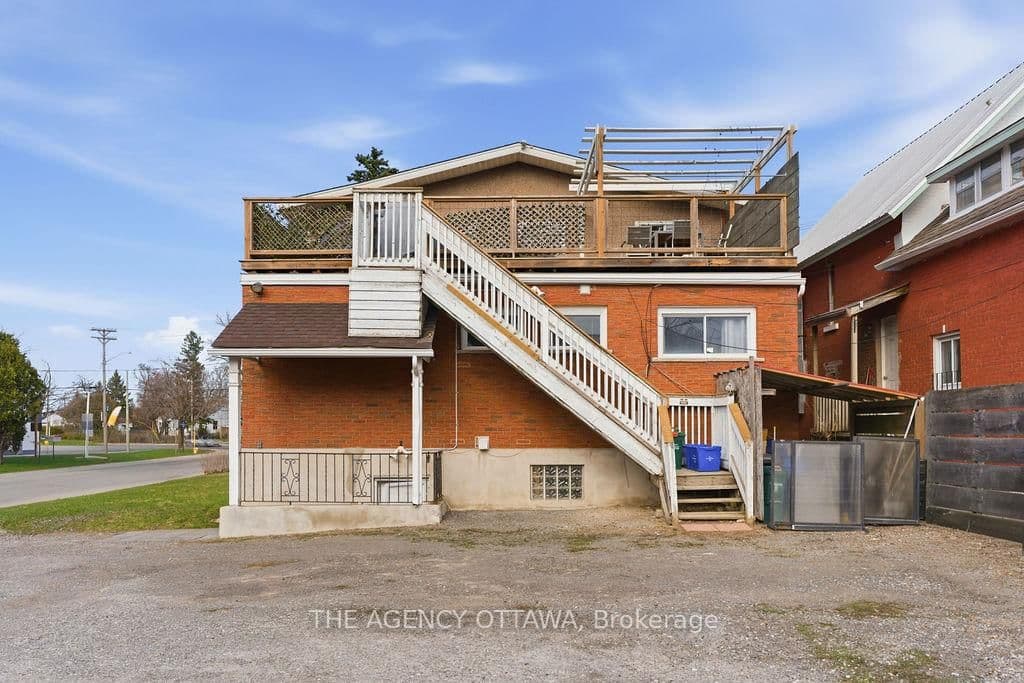 1310 Woodward Avenue, Ottawa, ON — photo 3
