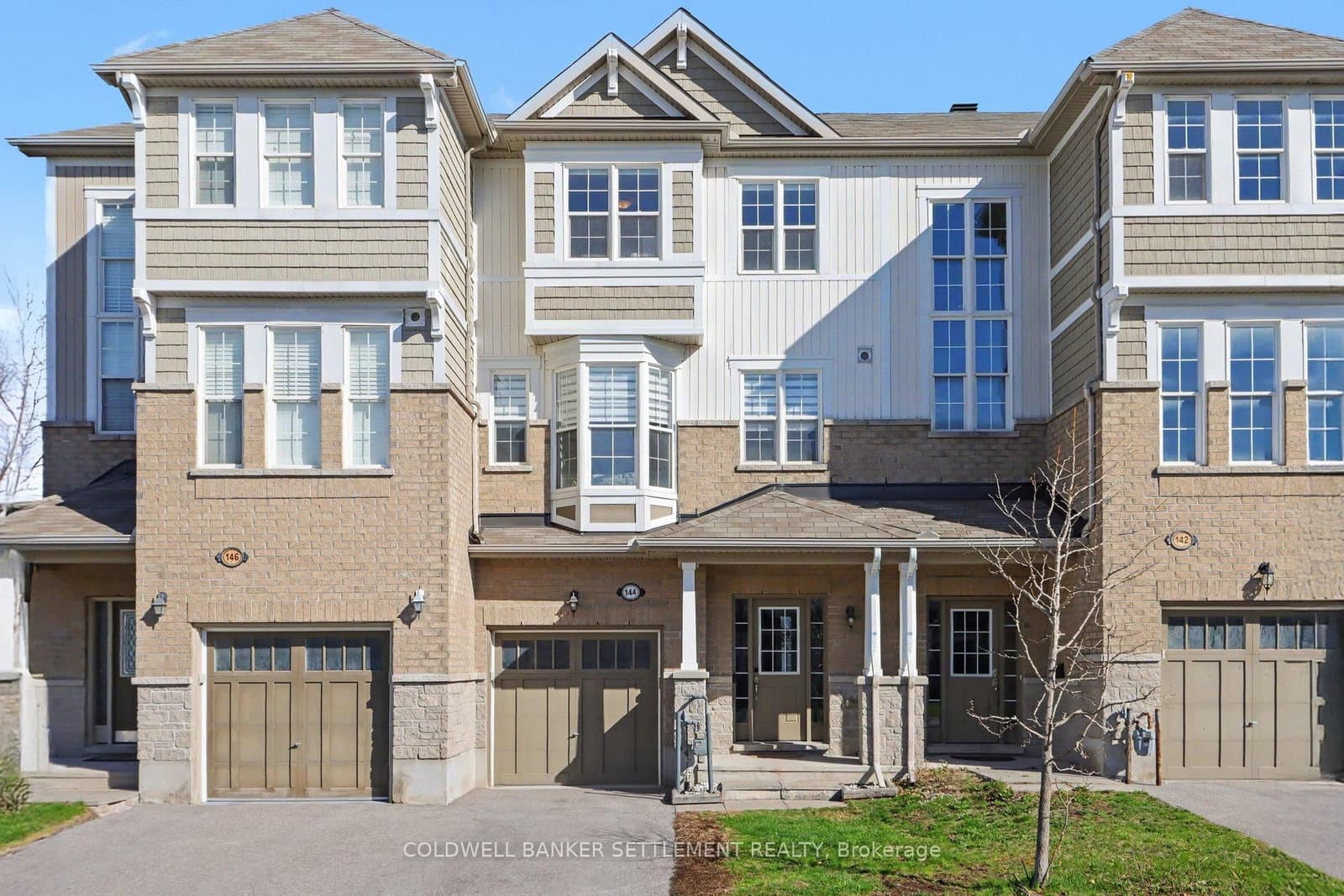 144 Battersea Crescent, Kanata, ON — photo 2