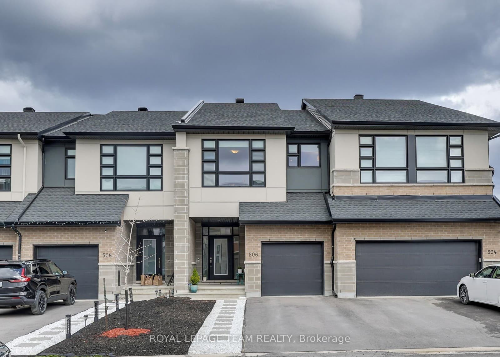 506 Cobra Crescent, Kanata, ON