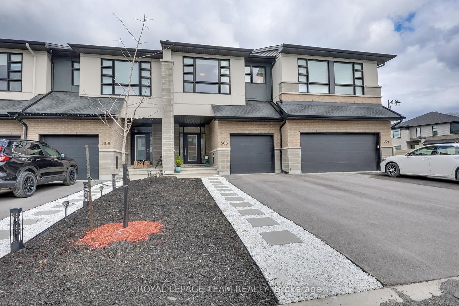 506 Cobra Crescent, Kanata, ON — photo 2