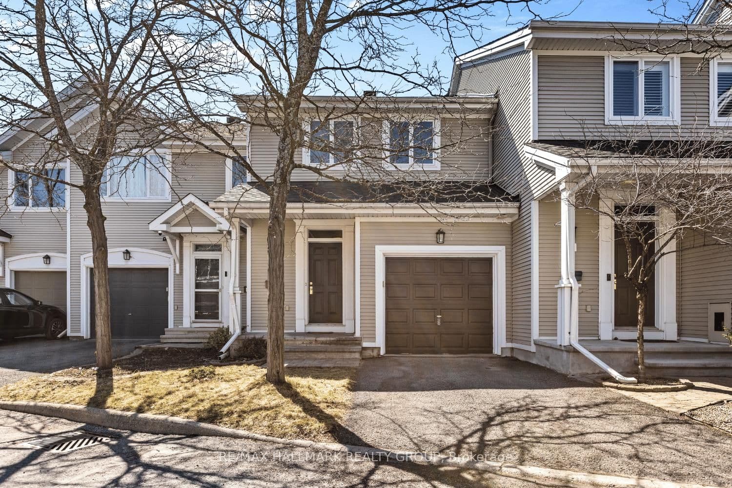 16 Maxton Private, Ottawa, ON