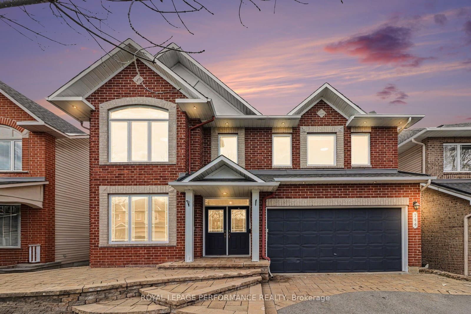 744 Larcastle Circle, Ottawa, ON