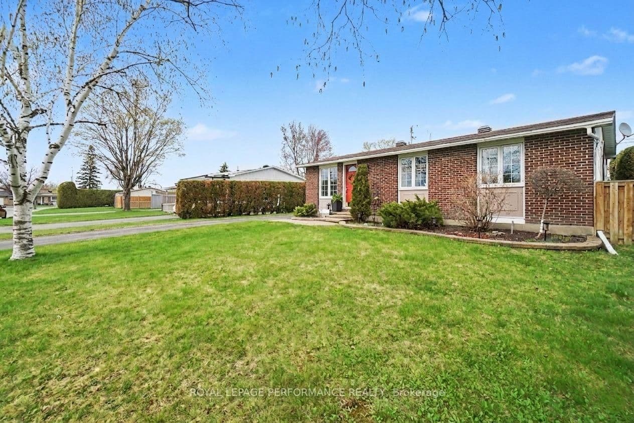 1497 Blackheath Street, Orleans, ON — photo 2