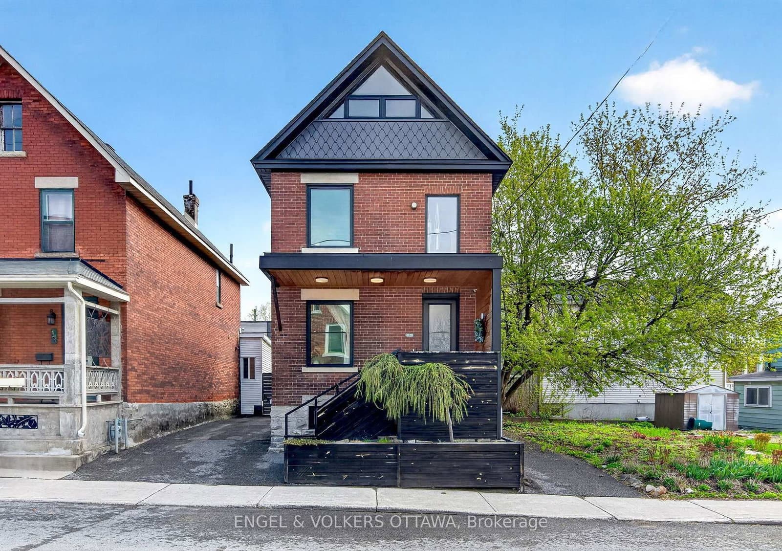 59 Bell Street, Ottawa, ON
