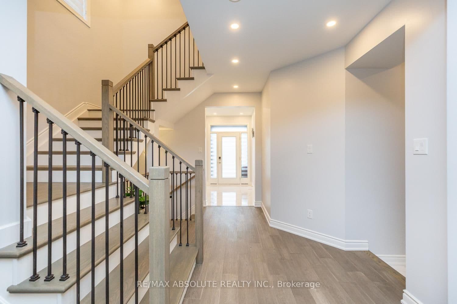 1019 Apolune Street, Ottawa, ON — photo 3