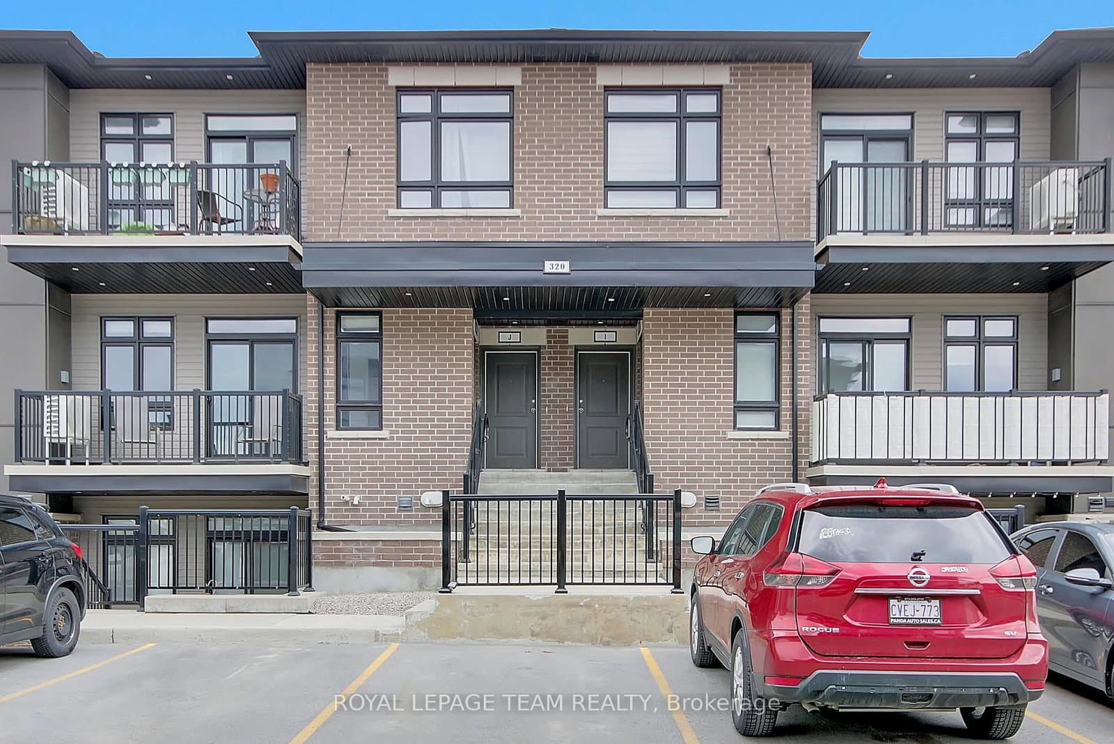 F - 320 Tulum Crescent, Ottawa, ON — photo 2