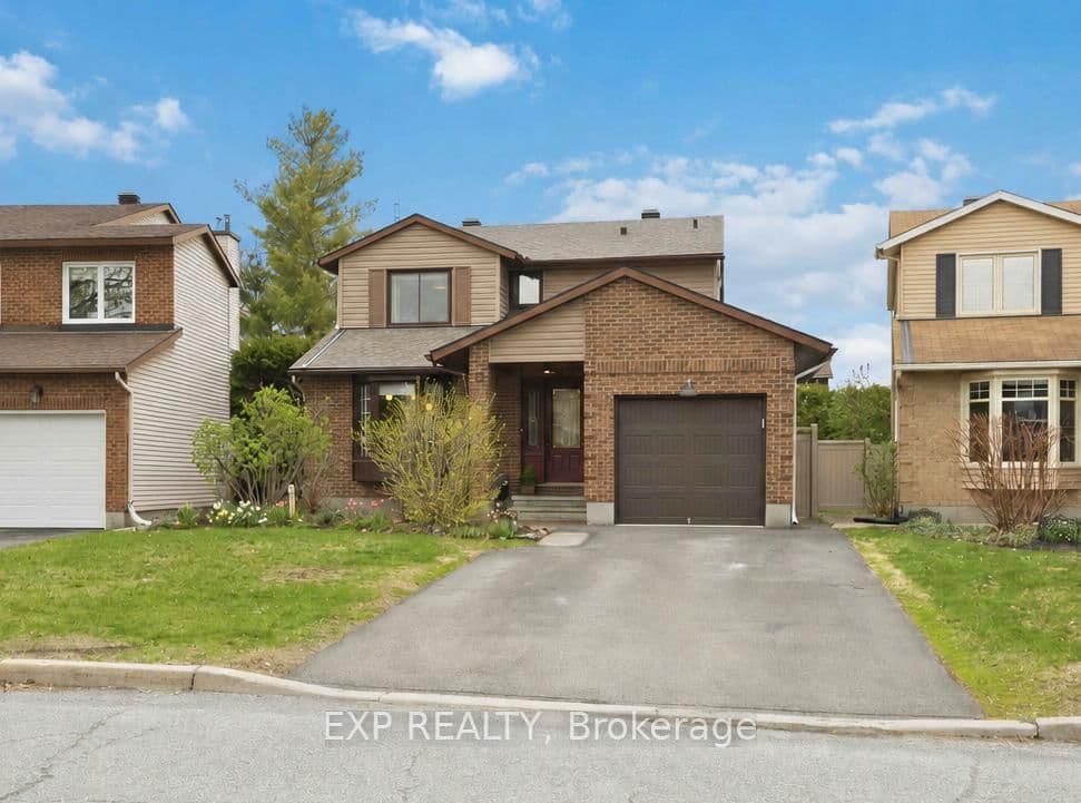 31 Four Seasons Drive, Ottawa, ON