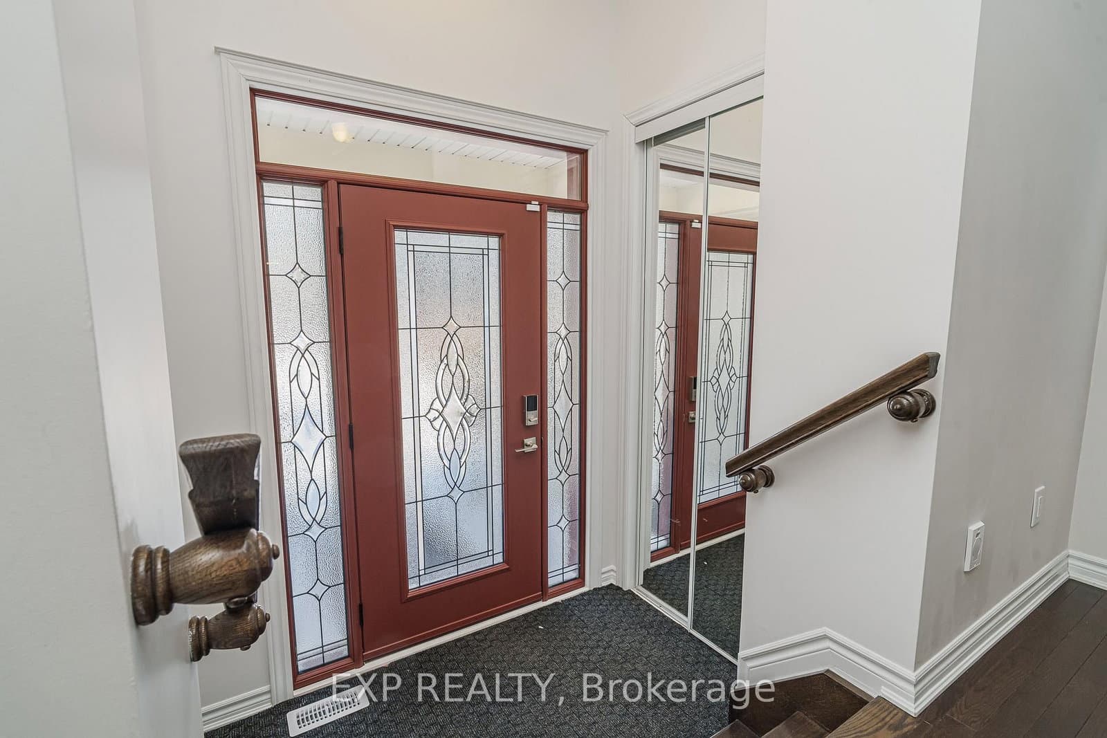 215 Rivertree Street, Ottawa, ON — photo 3