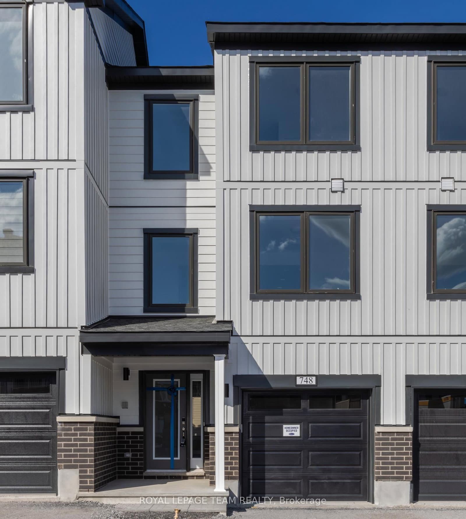 748 KINSTEAD Private, Ottawa, ON