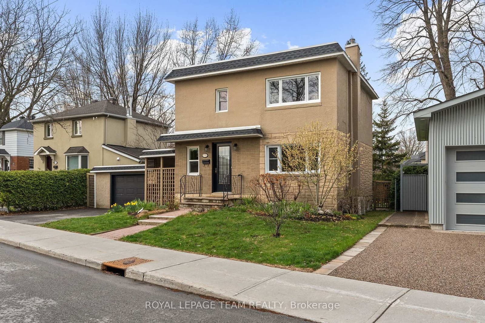 108 Onslow Crescent, Ottawa, ON