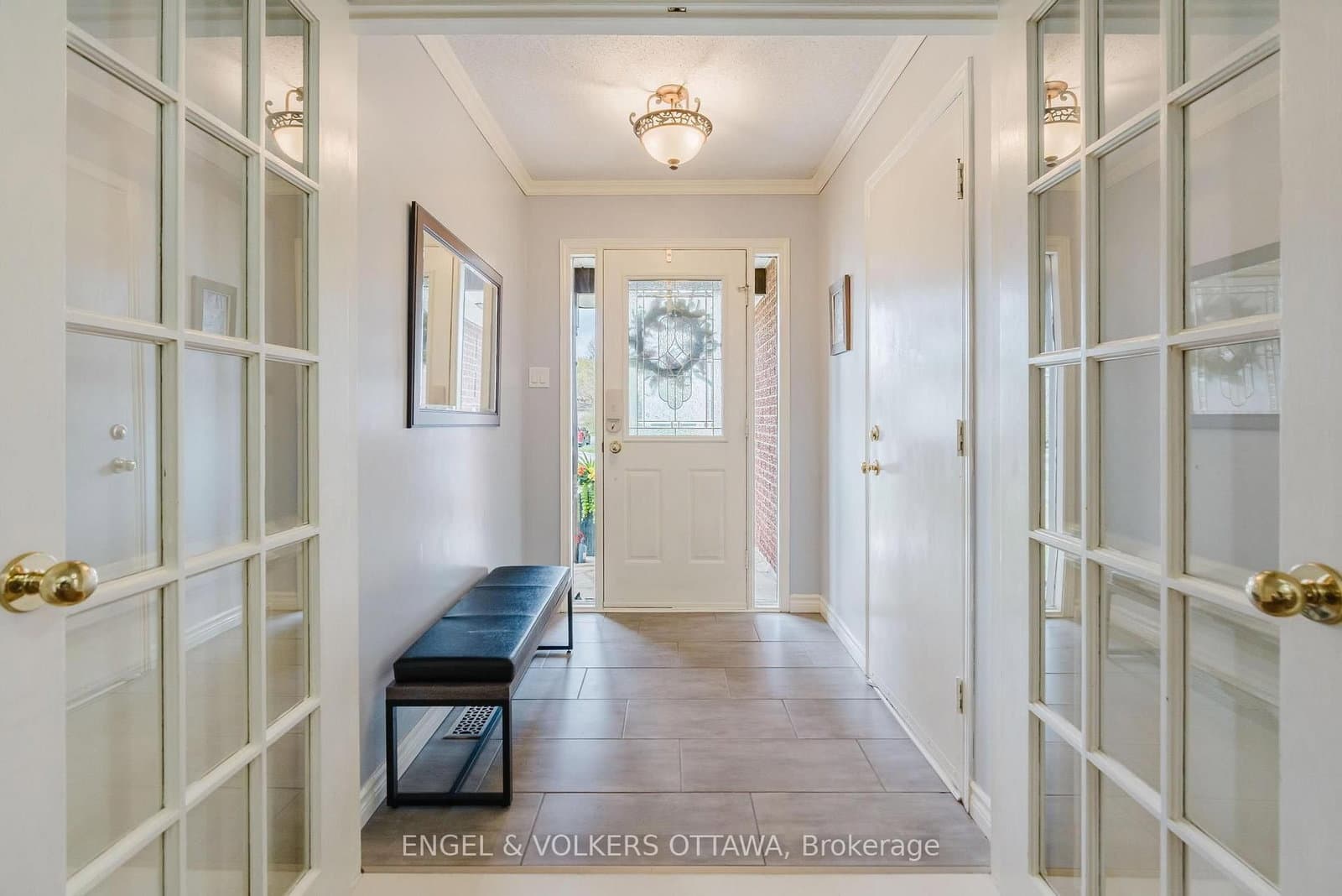30 Huntings End Avenue, Kanata, ON — photo 3