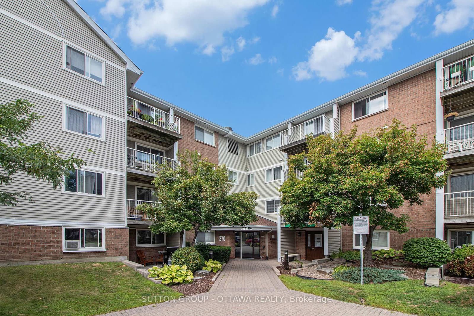 314 - 270 Brittany Drive, Ottawa, ON — photo 2