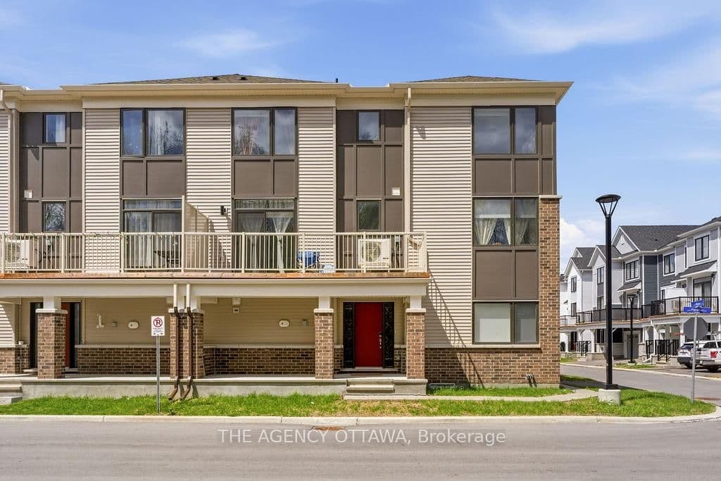 920 Nova Private, Ottawa, ON