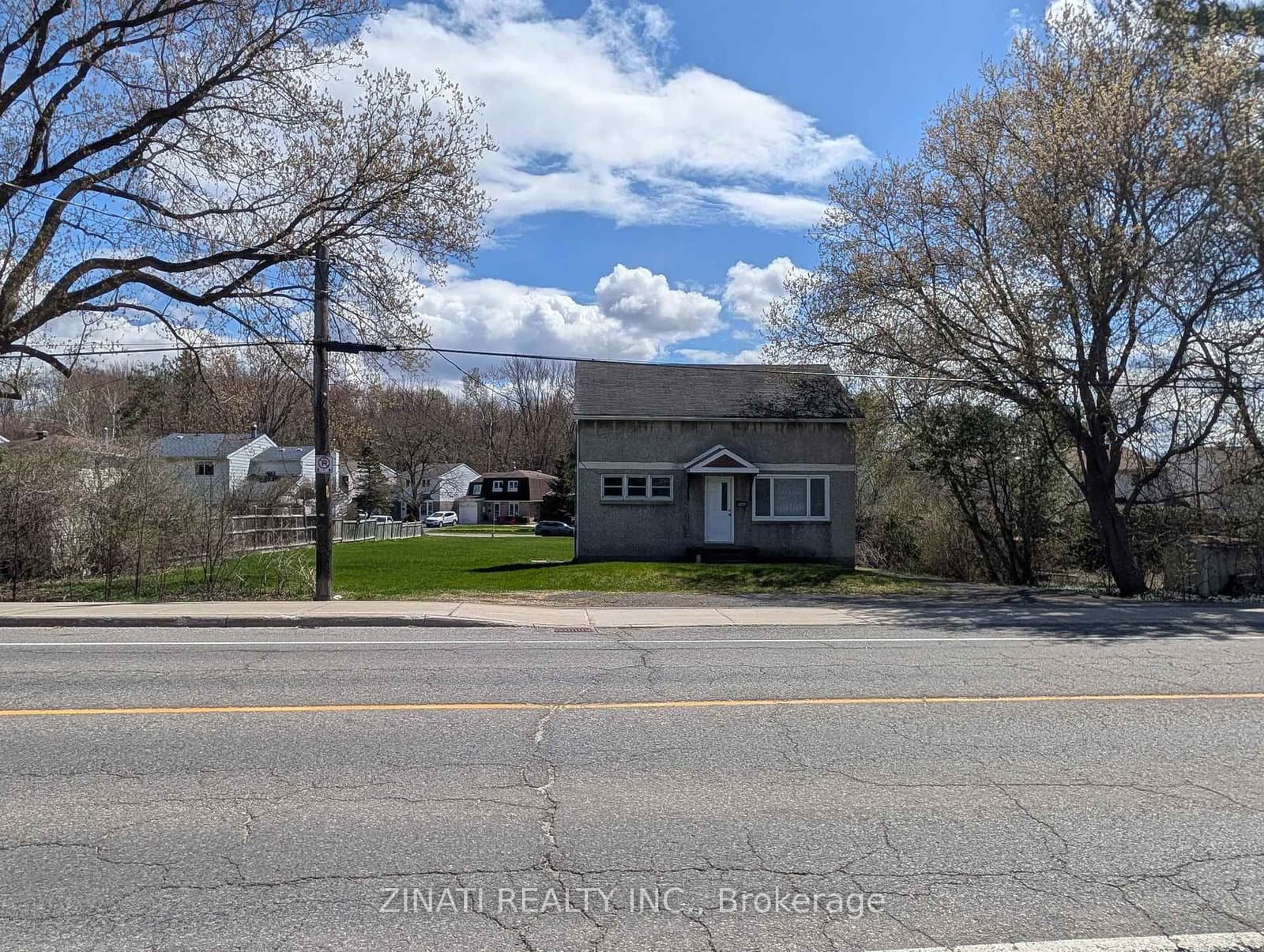 2446 Innes Road, Ottawa, ON